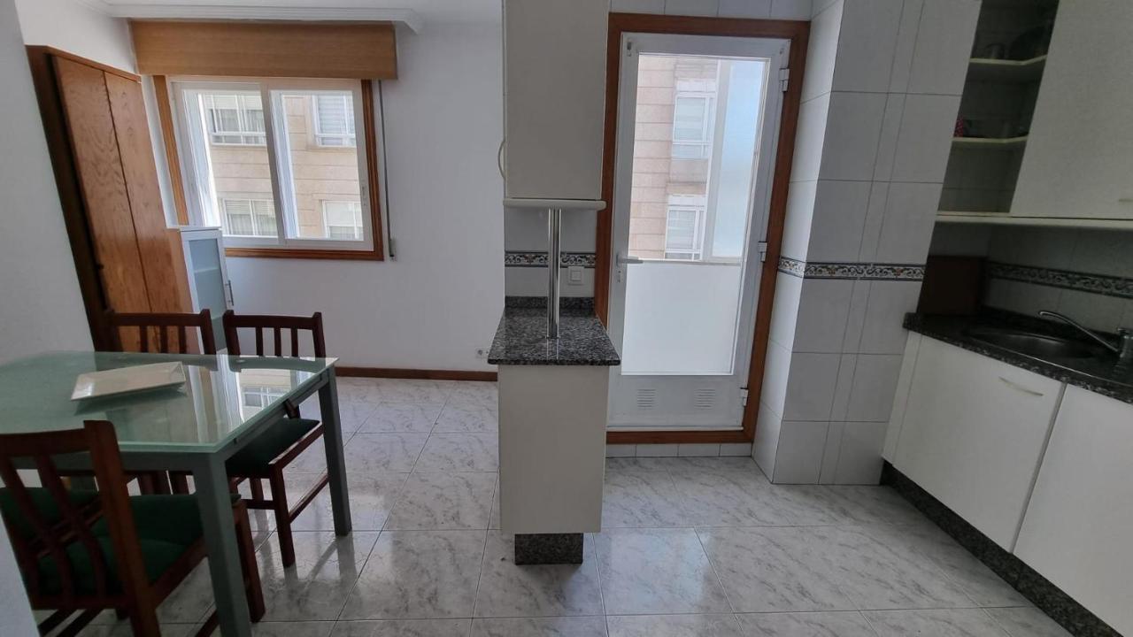 Apartmán Piso Para 6 Personas Con Garaje Gratuito Vilagarcia de Arousa Exteriér fotografie